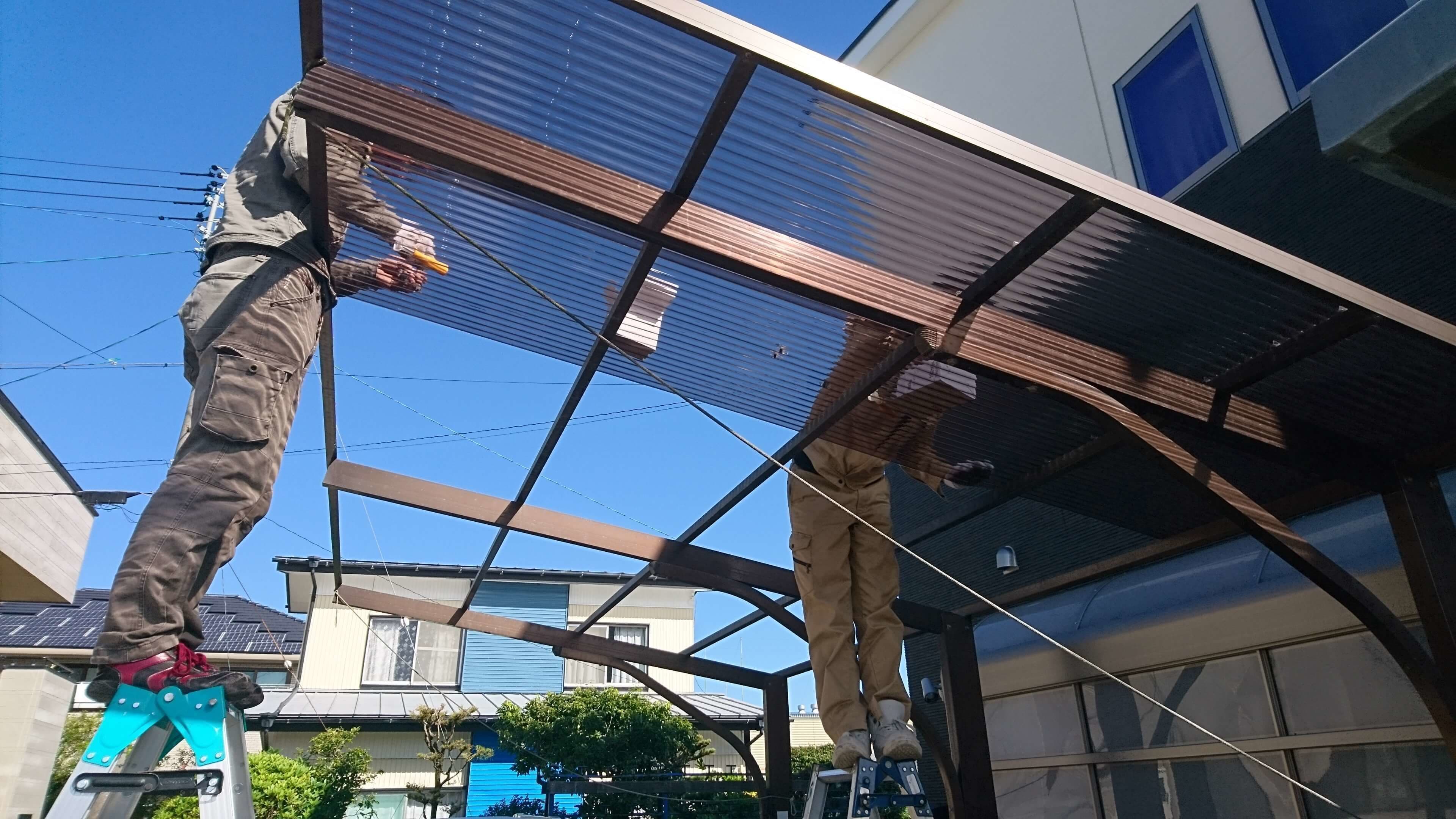 波板張替え 名古屋市中村区 | 名古屋市中村区でエクステリア工事ならイズ美