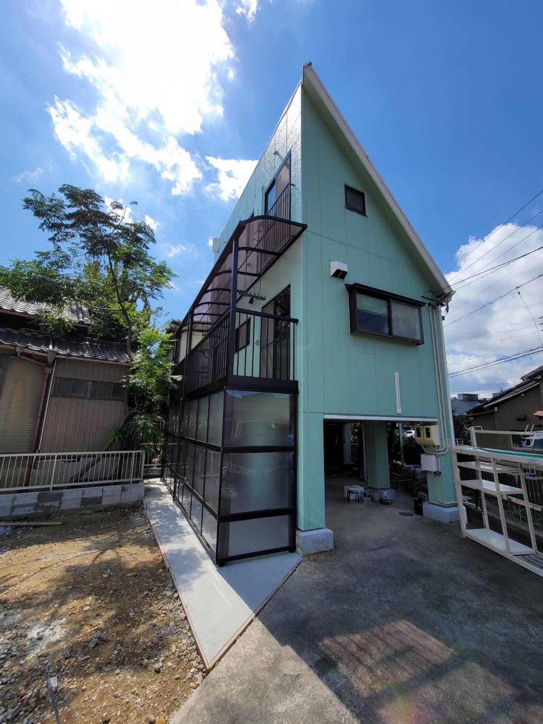 テラス設置 | 名古屋市中村区のエクステリア工事ならイズ美