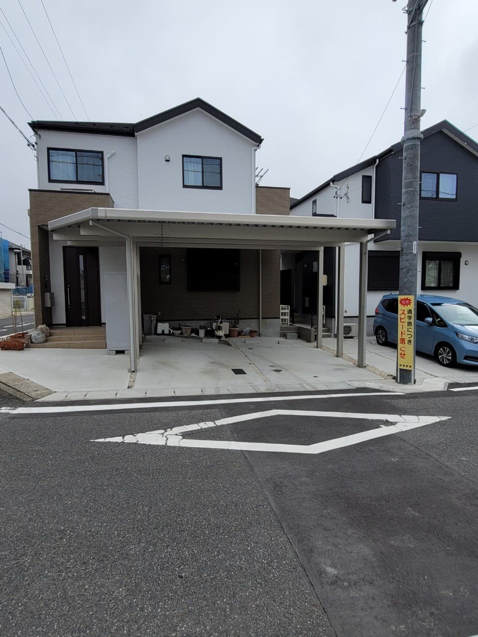 カーポート設置 | 名古屋市中村区のエクステリア工事ならイズ美