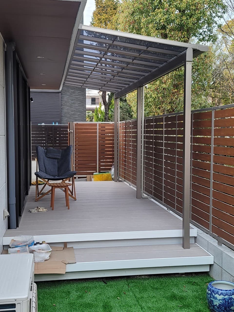 テラス工事 | 名古屋市中村区のエクステリア工事ならイズ美