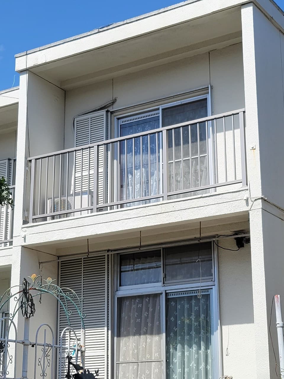 ベランダ手すり設置 | 名古屋市中村区のエクステリア工事ならイズ美